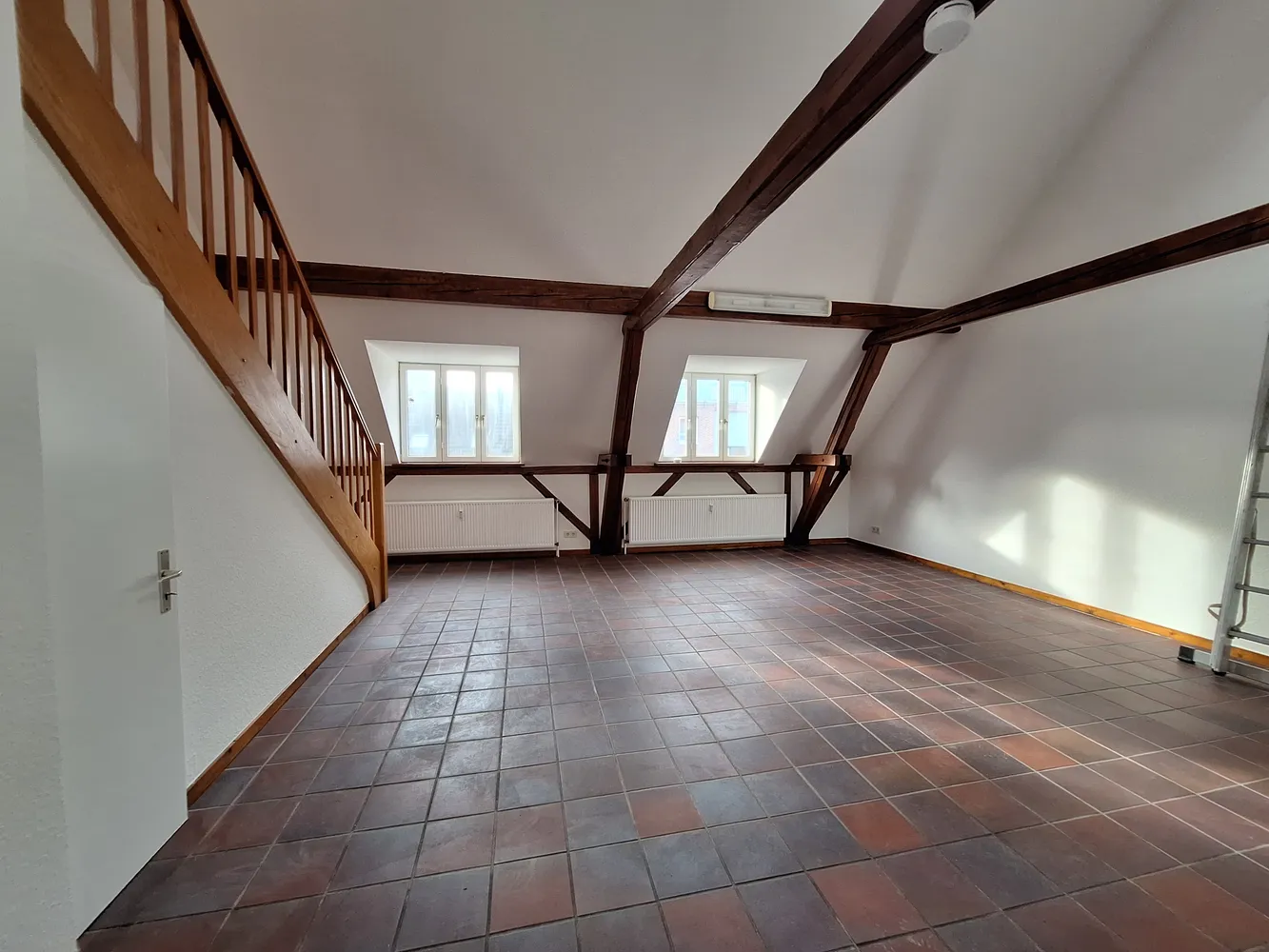 2 Zimmer Wohnung mit 87 m² in Hamburg – Bild 3