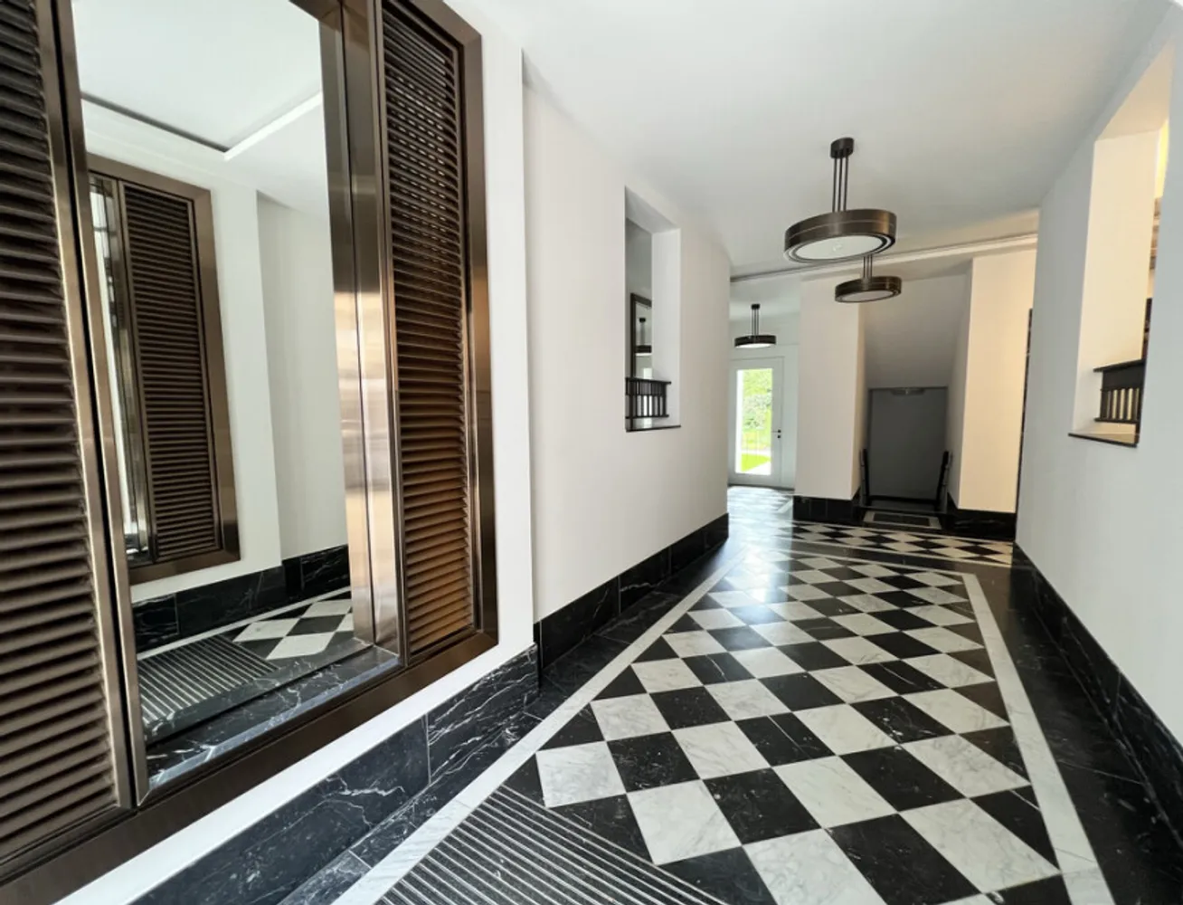 2 Zimmer Wohnung mit 71 m² in Berlin – Bild 2