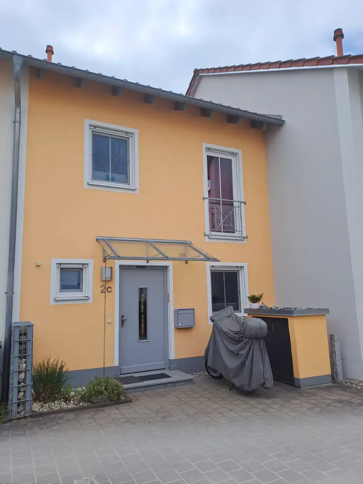 6 Zimmer Haus mit 359 m² in Donauwörth – Bild 1