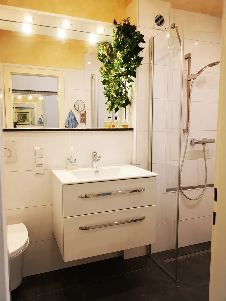 2 room apartment with 50 m² in Hanover – Photo 11