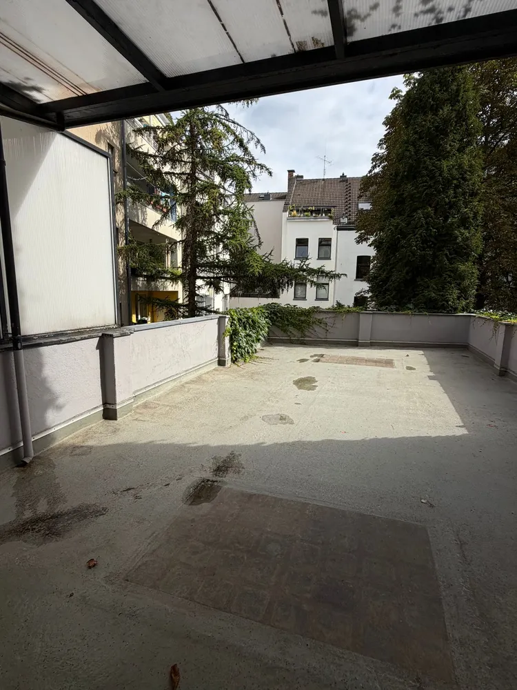 4 room apartment with 125 m² in Düsseldorf – Photo 3