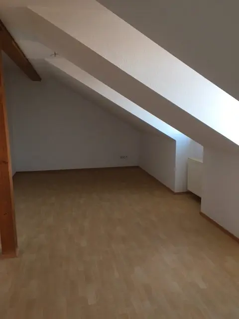 4 Zimmer Wohnung mit 96 m² in Weißenfels – Bild 9