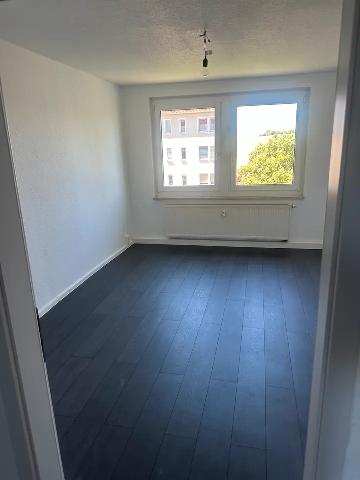 2 Zimmer Wohnung mit 47 m² in Crimmitschau – Bild 1