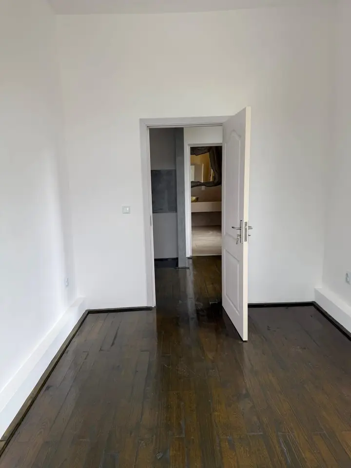 6 Zimmer Wohnung mit 150 m² in Sangerhausen – Bild 3