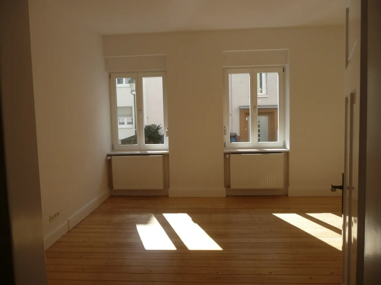 2 Zimmer Wohnung mit 60 m² in Baden-Baden – Bild 2