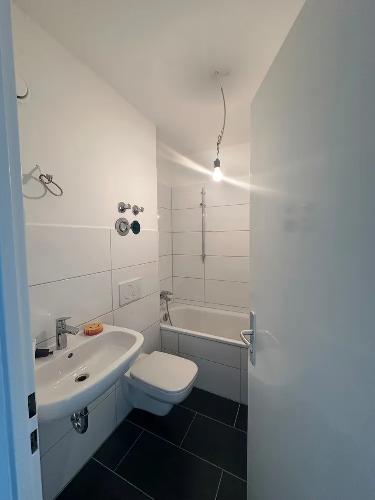 3 Zimmer Wohnung mit 65 m² in Wiesbaden – Bild 3