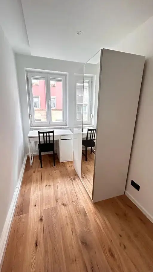 4 Zimmer Wohnung mit 12 m² in Nürnberg – Bild 2