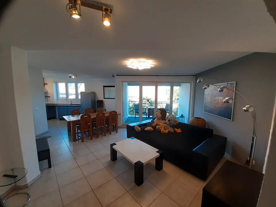 2 Zimmer Wohnung mit 79 m² in Karlsruhe – Bild 1
