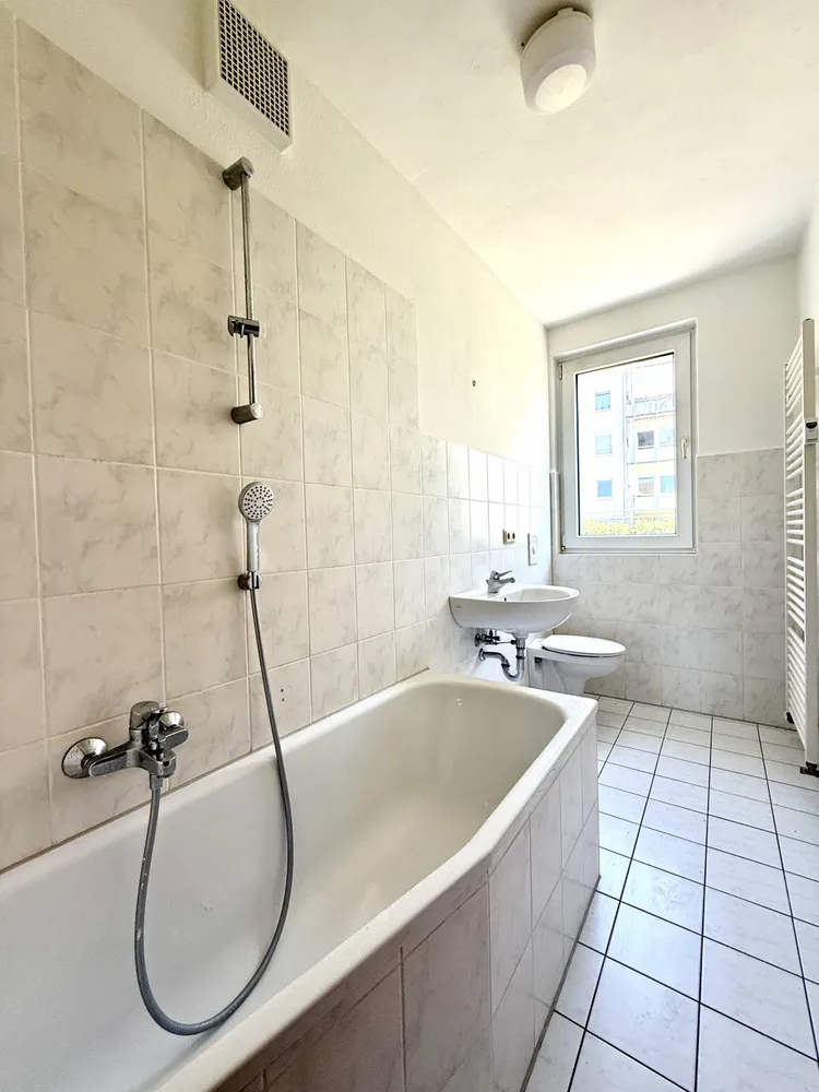 3 Zimmer Wohnung mit 59 m² in Suhl – Bild 7
