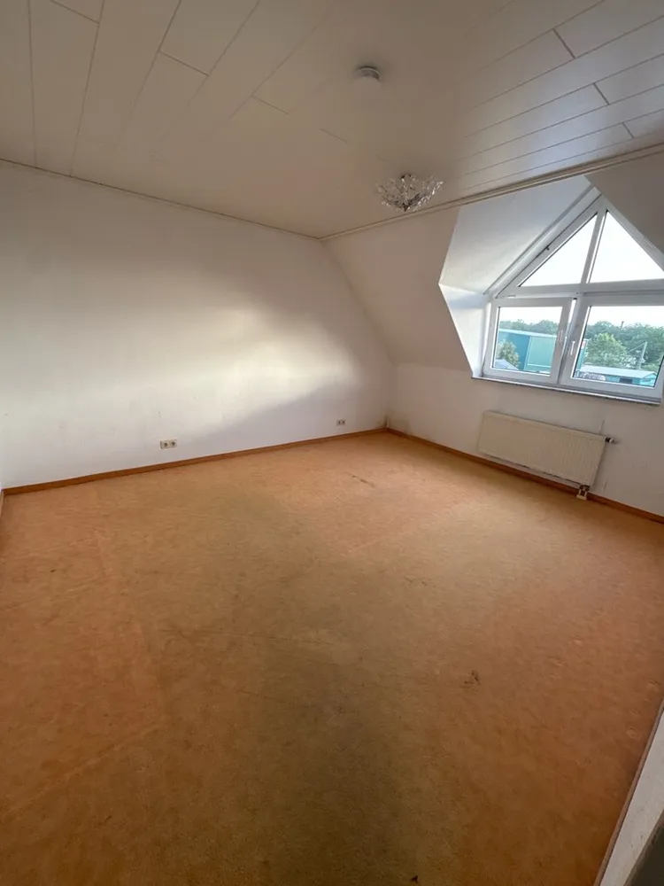 4 Zimmer Wohnung mit 79 m² in Leverkusen – Bild 2