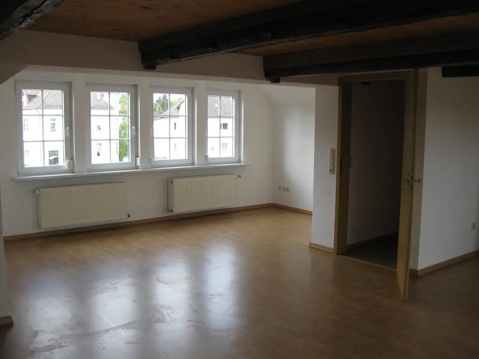 4 Zimmer Wohnung mit 135 m² in Goslar – Bild 2
