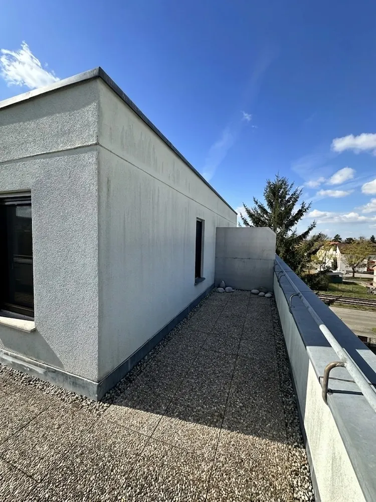 2 Zimmer Wohnung mit 76 m² in Karlsruhe – Bild 2