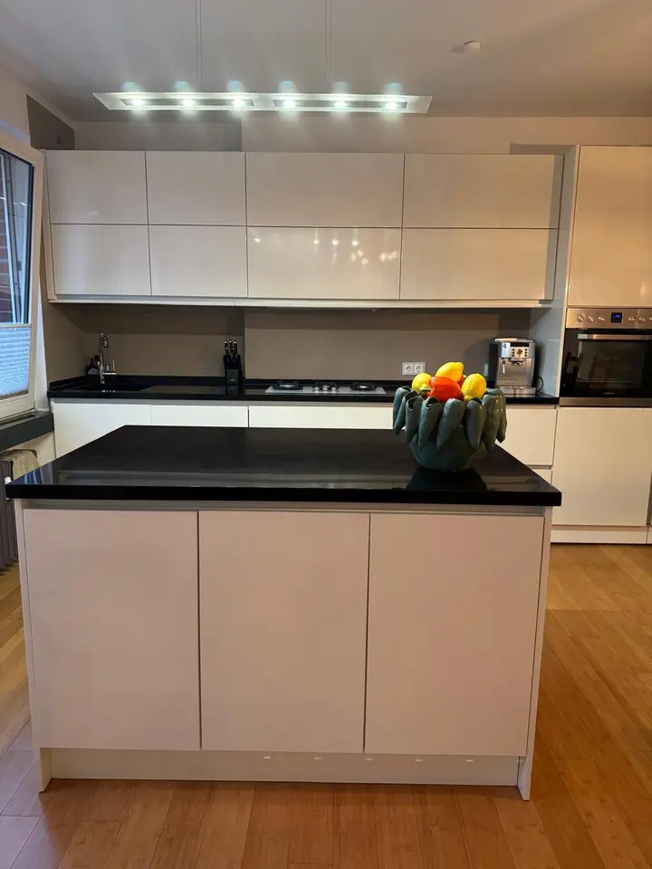 2 Zimmer Wohnung mit 75 m² in Düsseldorf – Bild 9
