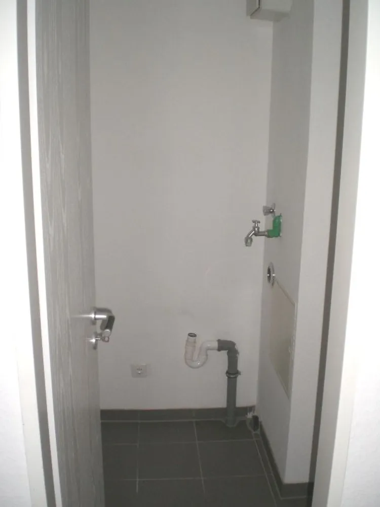 3 Zimmer Wohnung mit 74 m² in Düsseldorf – Bild 2