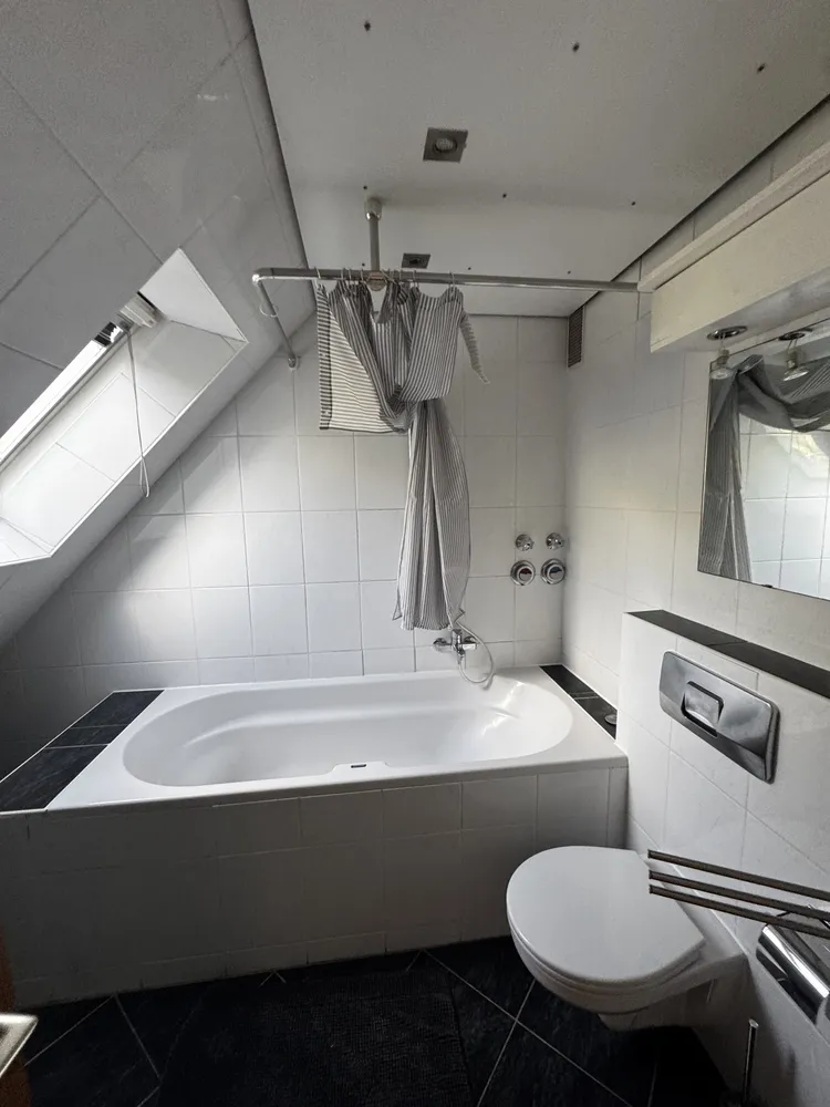 2 Zimmer Wohnung mit 55 m² in Düsseldorf – Bild 4