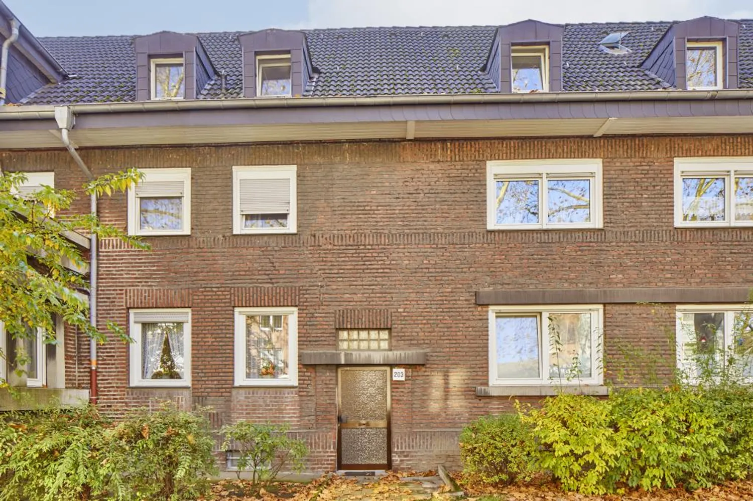 5 Zimmer Wohnung mit 102 m² in Oberhausen – Bild 1
