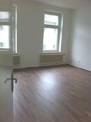 2 room apartment with 80 m² in Duisburg – Photo 6