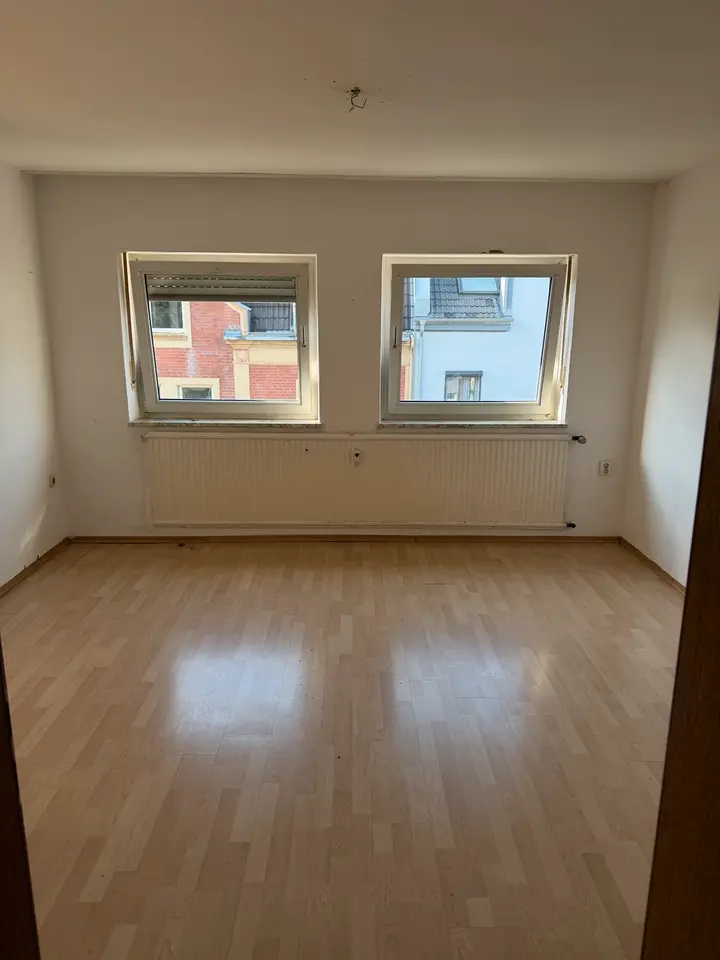 4 Zimmer Wohnung mit 131 m² in Moers – Bild 2