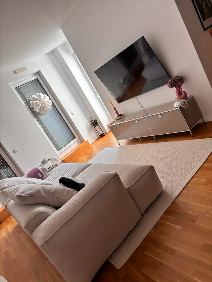 3 Zimmer Wohnung mit 112 m² in Frankfurt am Main – Bild 2