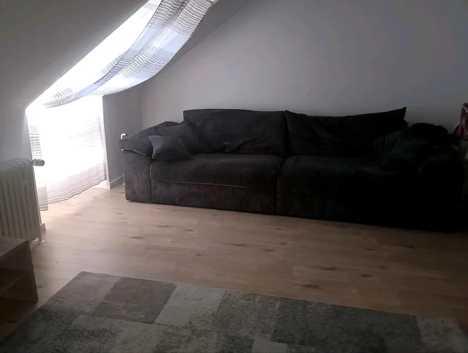 5 Zimmer Wohnung mit 115 m² in Duisburg – Bild 1