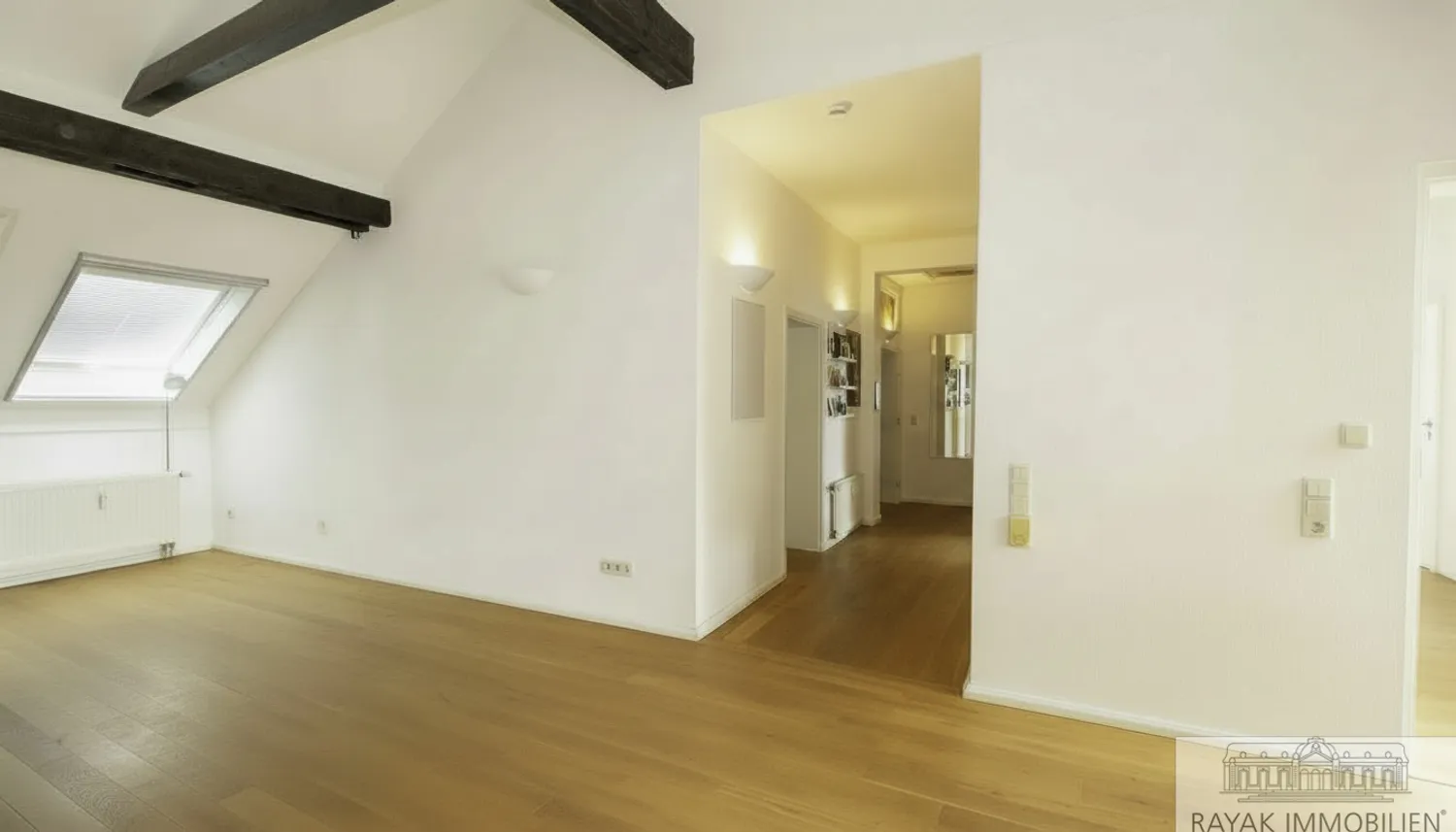3 Zimmer Wohnung mit 98 m² in Düsseldorf – Bild 8