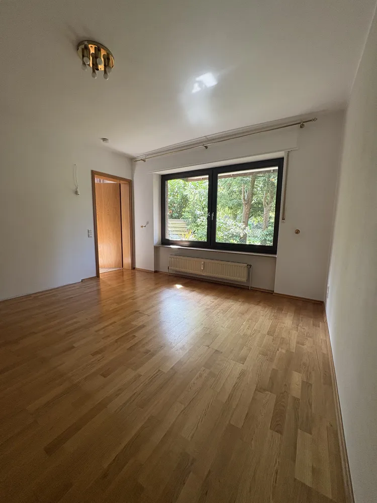2 Zimmer Wohnung mit 85 m² in Düsseldorf – Bild 3