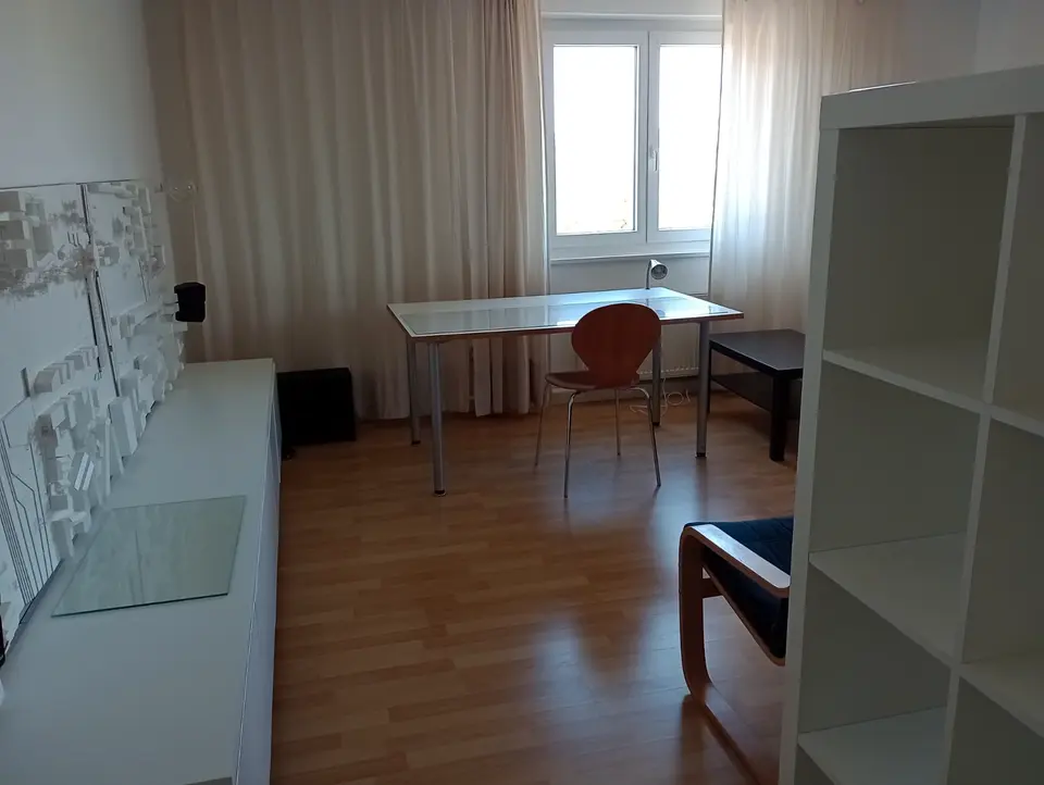 Shared room with 24 m² in Stuttgart – Photo 2