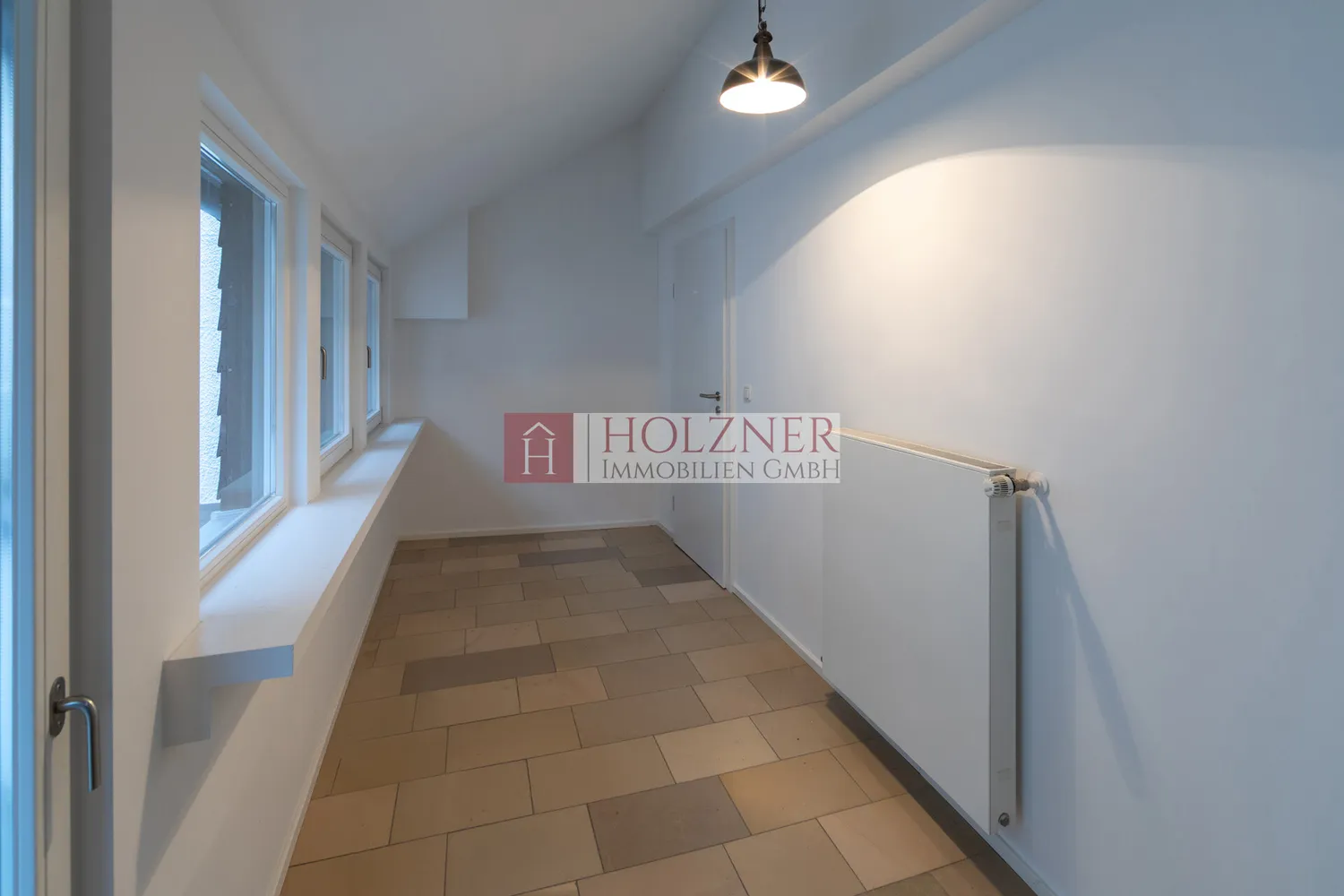 2 Zimmer Wohnung mit 77 m² in Landshut – Bild 2