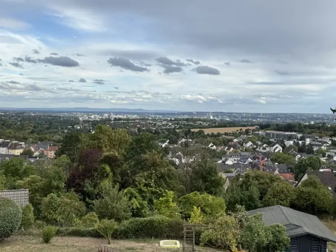 3 room apartment with 90 m² in Wiesbaden – Photo 1