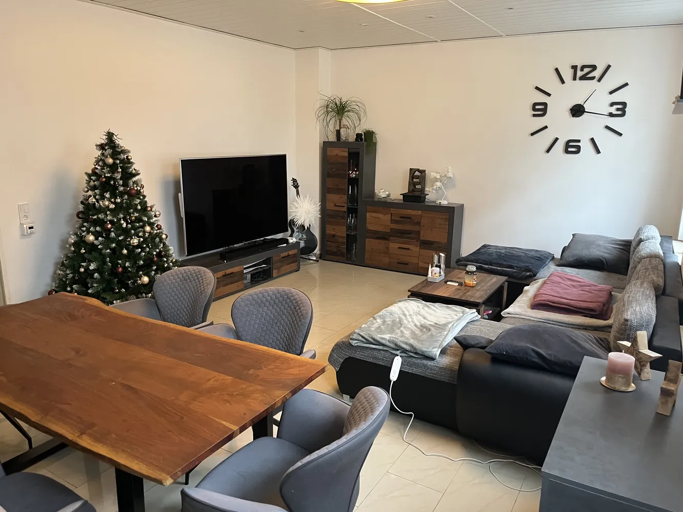4 Zimmer Wohnung mit 102 m² in Braunschweig – Bild 1