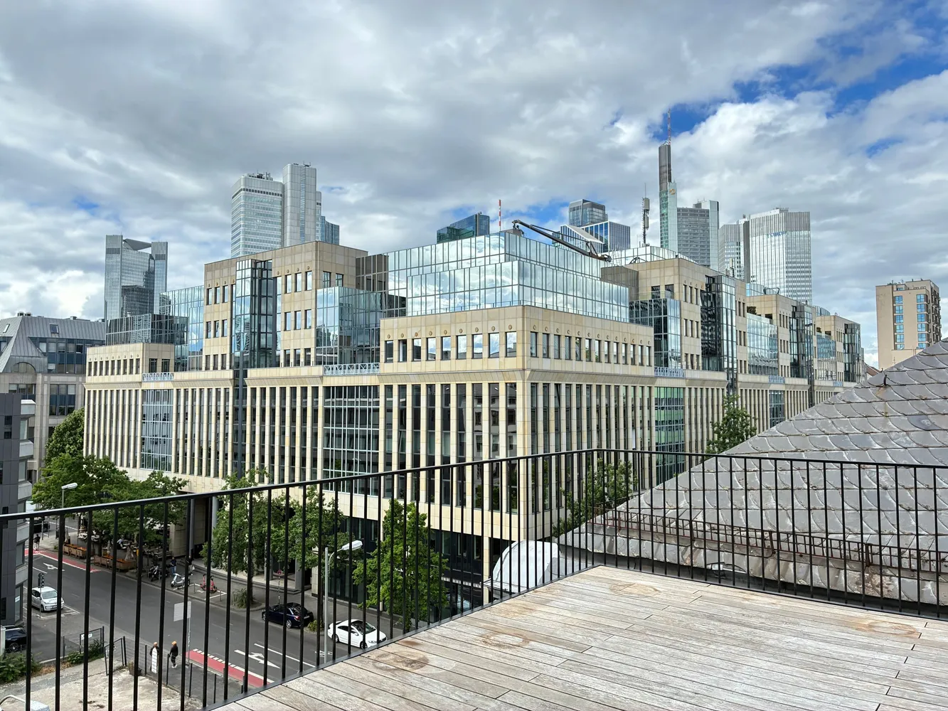 5 Zimmer Wohnung mit 155 m² in Frankfurt am Main – Bild 7