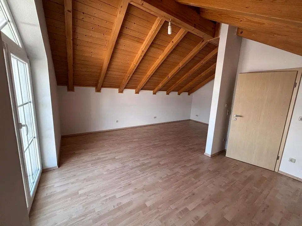4 Zimmer Wohnung mit 120 m² in Deggendorf – Bild 8