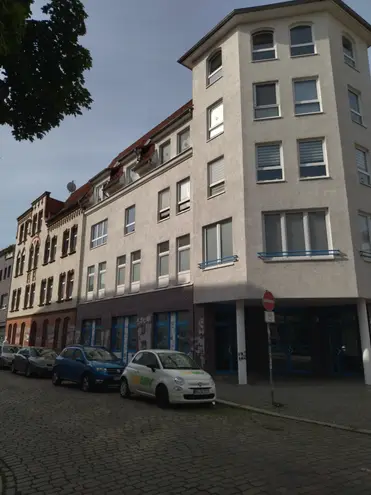 6 room apartment with 166 m² in Magdeburg – Photo 1