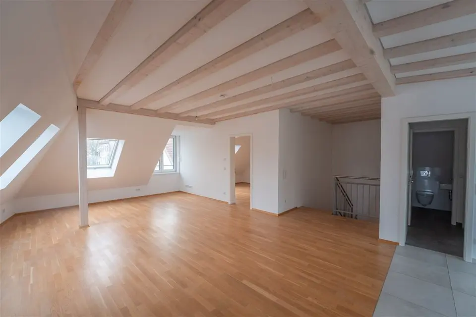 5 Zimmer Wohnung mit 184 m² in Leipzig – Bild 4