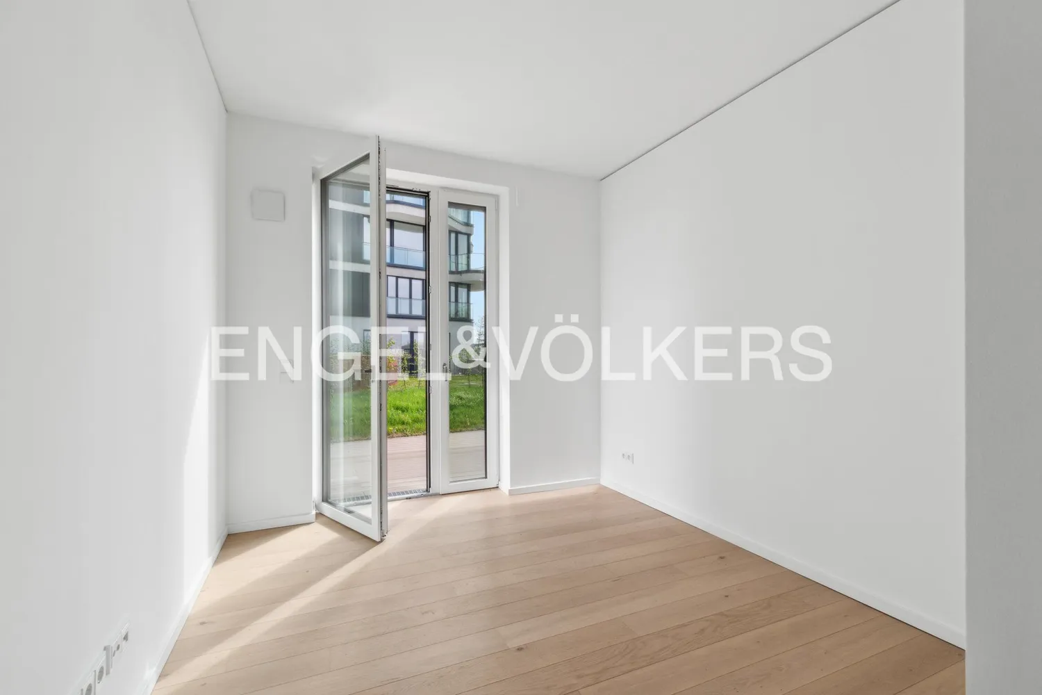 4 Zimmer Wohnung mit 121 m² in Hamburg – Bild 4