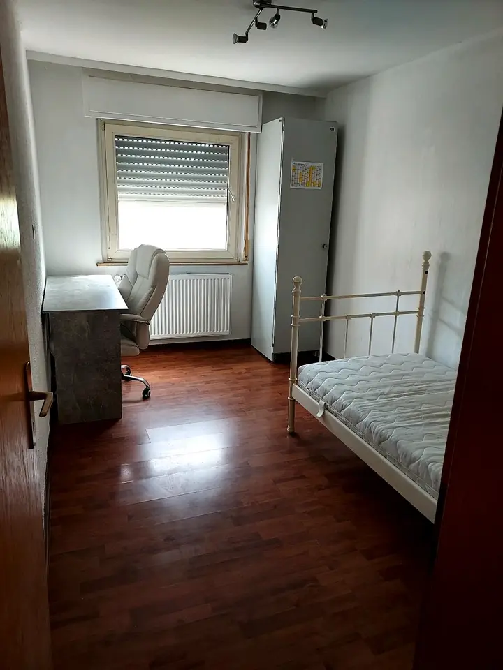 WG-Zimmer mit 75 m² in Frankfurt am Main – Bild 1