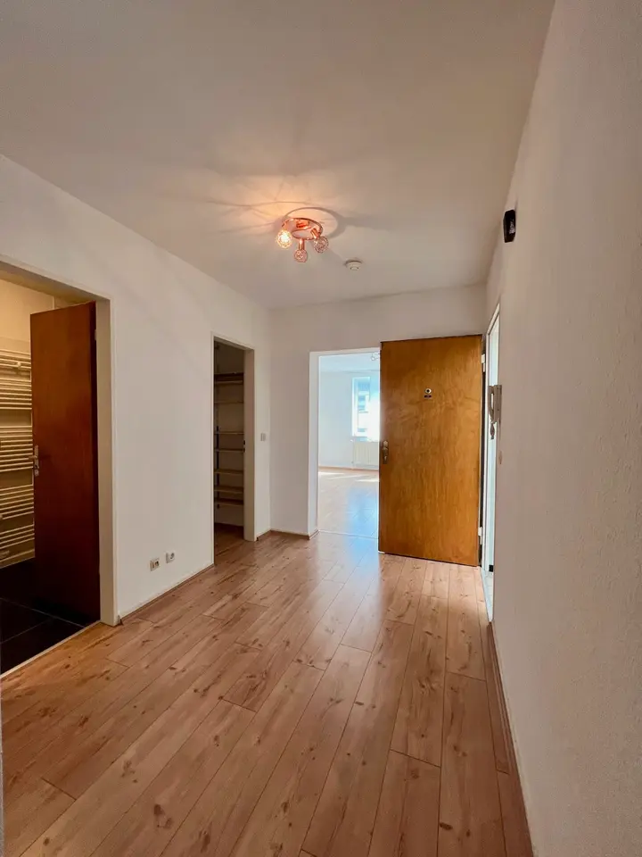 2 Zimmer Wohnung mit 69 m² in Aachen – Bild 4