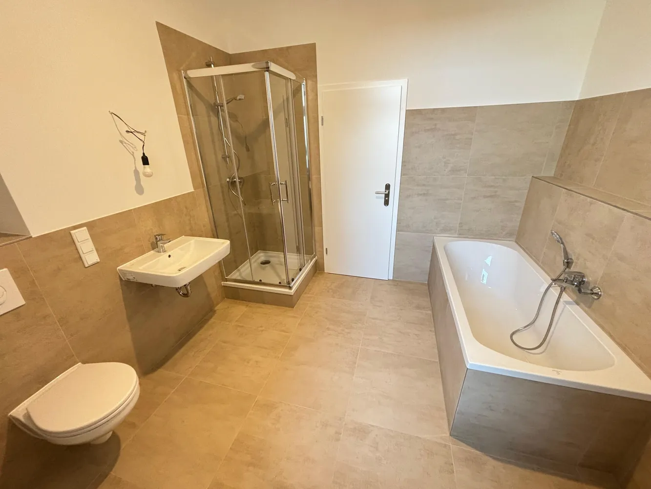 2 room apartment with 69 m² in Magdeburg – Photo 5