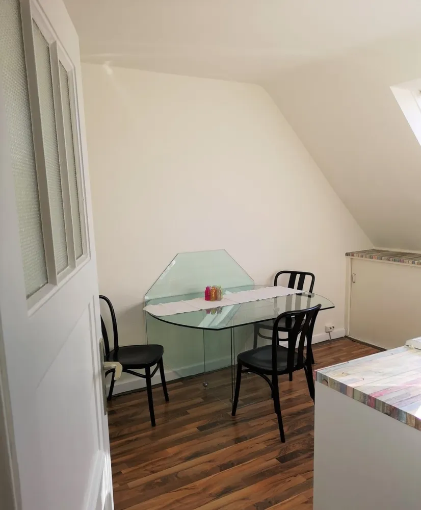 2 Zimmer Wohnung mit 42 m² in Krefeld – Bild 3
