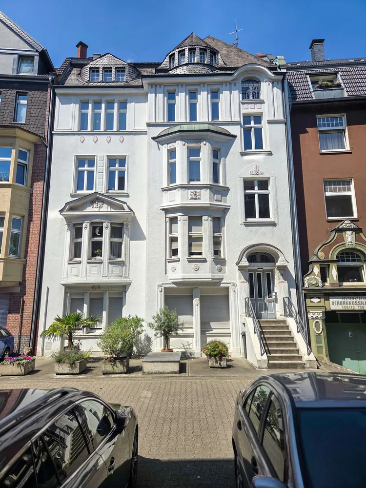 6 Zimmer Wohnung mit 173 m² in Gelsenkirchen – Bild 1