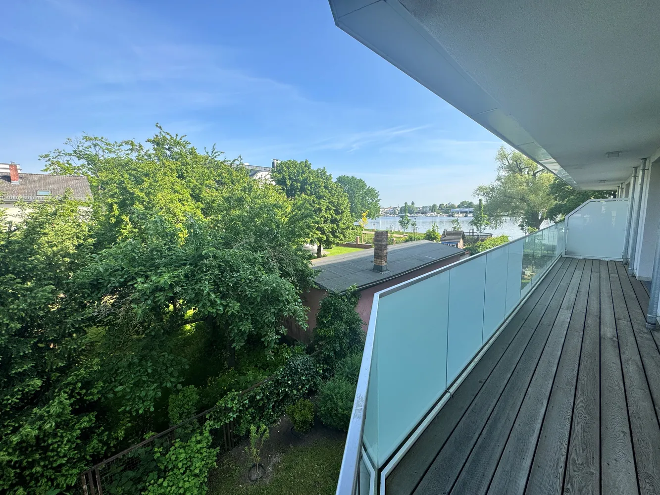 2 Zimmer Wohnung mit 71 m² in Berlin – Bild 7