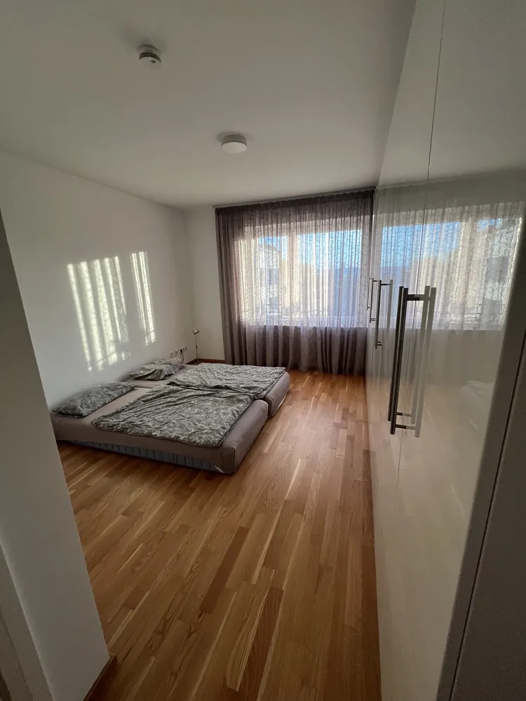 6 Zimmer Wohnung mit 151 m² in Düsseldorf – Bild 9