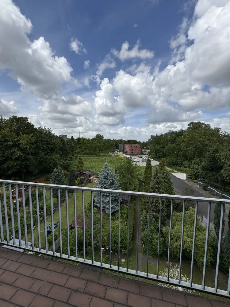4 room apartment with 79 m² in Duisburg – Photo 2