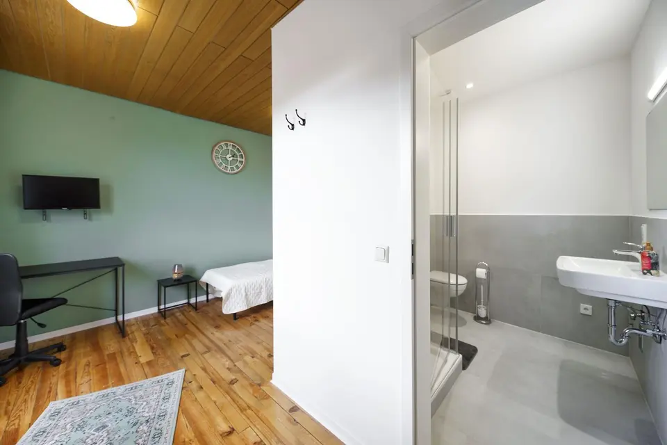 2 Zimmer Wohnung mit 30 m² in Saarbrücken – Bild 2