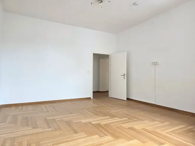 4 Zimmer Wohnung mit 120 m² in Düsseldorf – Bild 7
