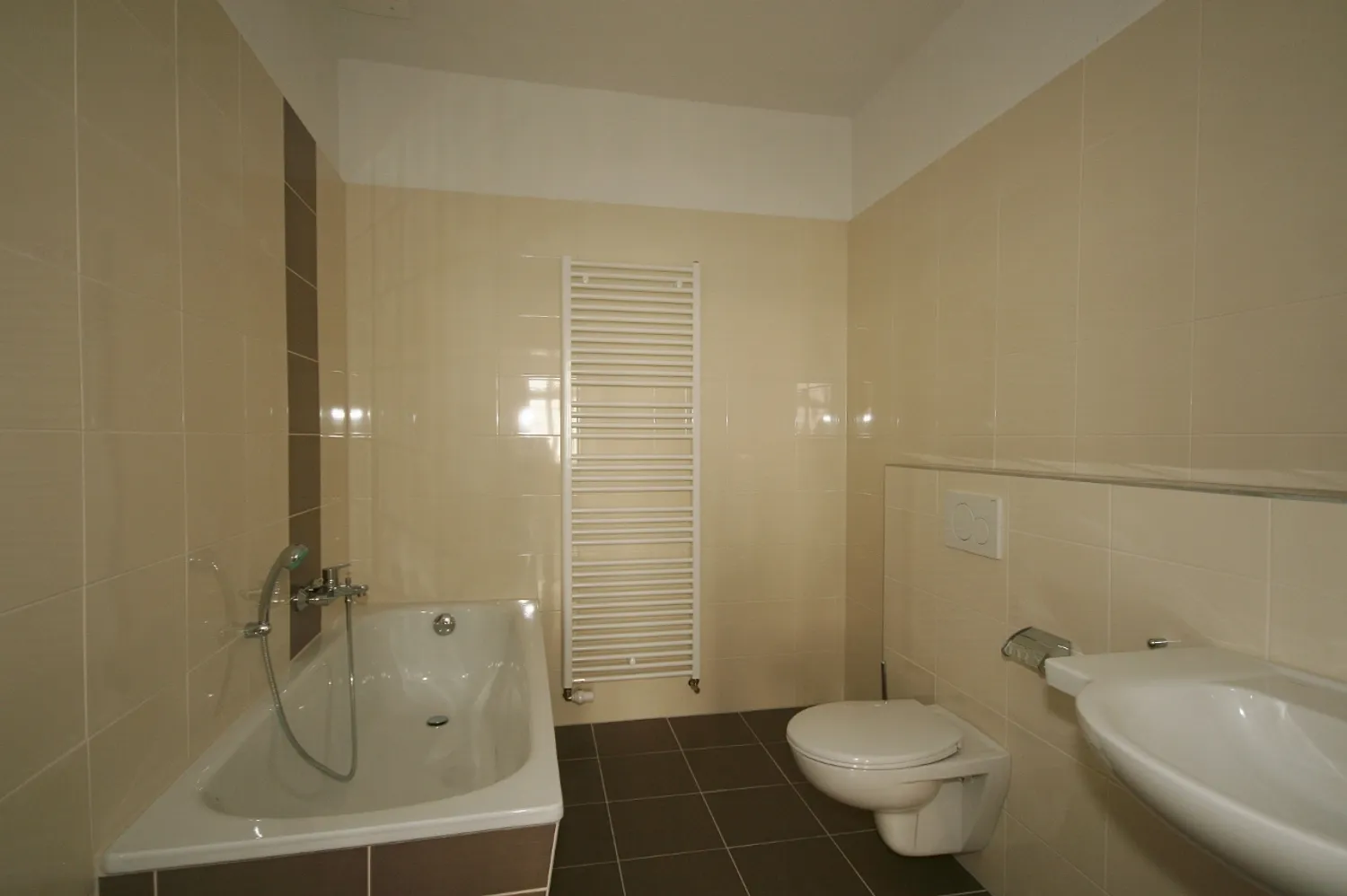2 Zimmer Wohnung mit 50 m² in Halle (Saale) – Bild 6