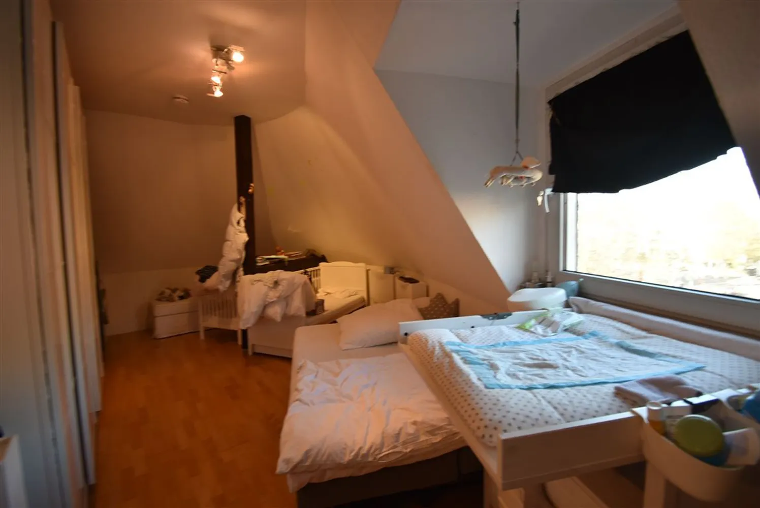 3 Zimmer Wohnung mit 107 m² in Düsseldorf – Bild 3