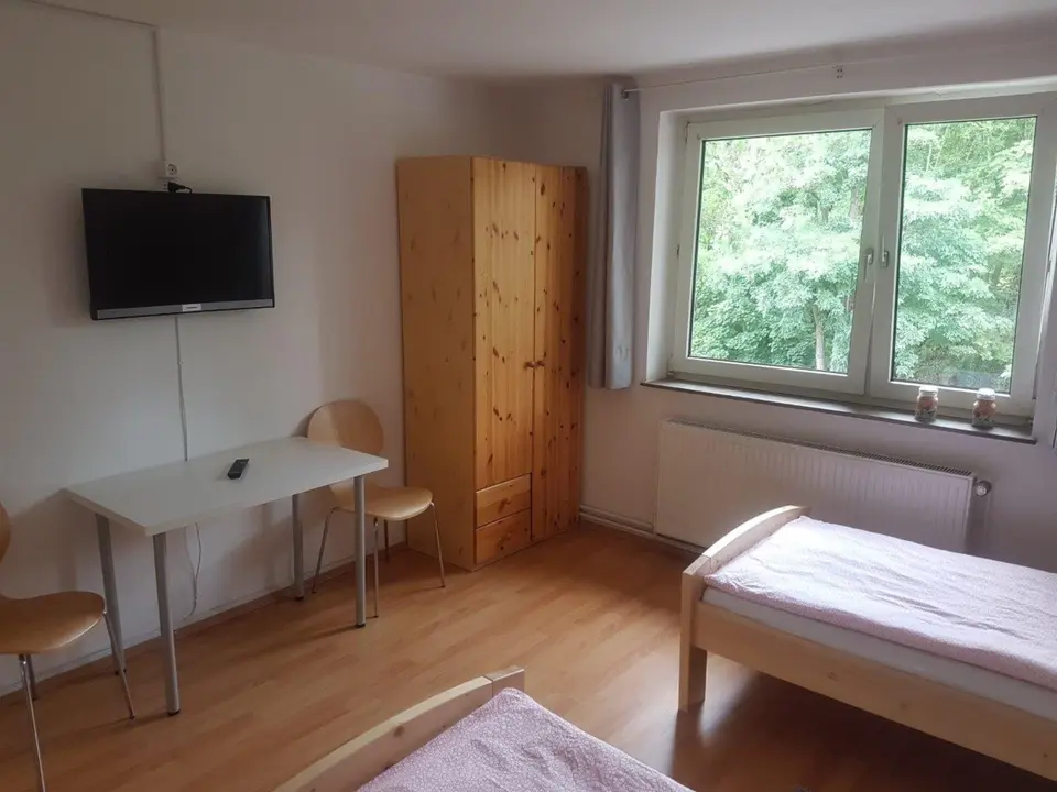 WG-Zimmer mit 80 m² in Kassel – Bild 2