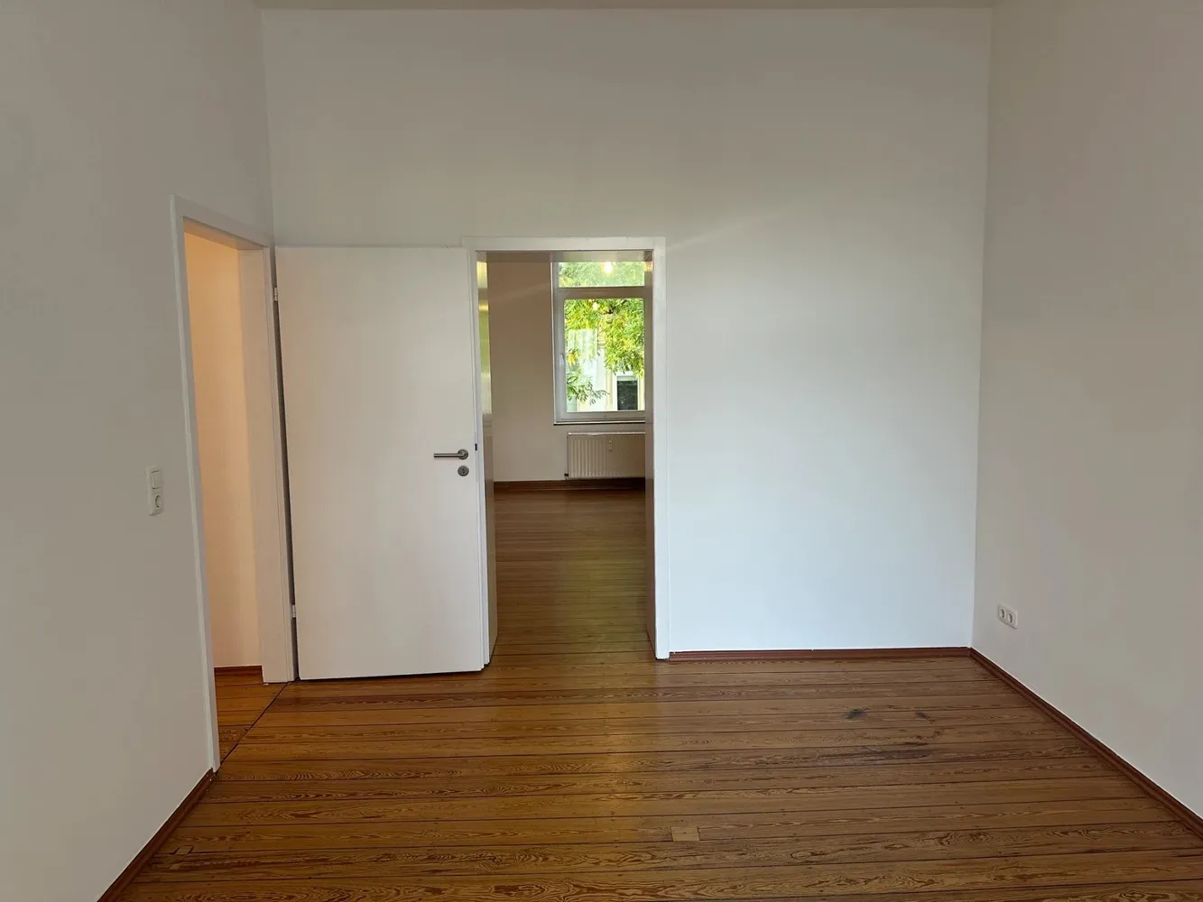 2 room apartment with 57 m² in Cologne – Photo 2