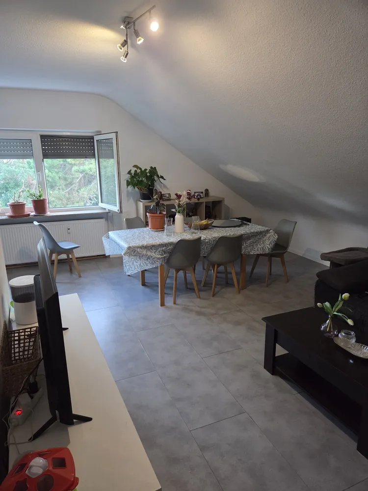 4 Zimmer Wohnung mit 100 m² in Mainz – Bild 1